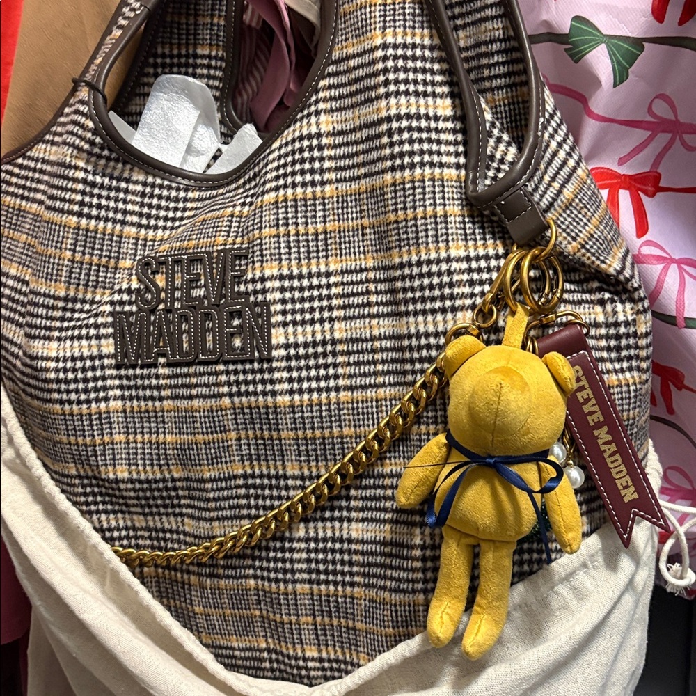 Steve Madden Plaid Grungy Tote🤎 Free Wallet with asking price of purchase!